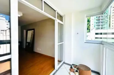 Ótimo apartamento de 100m², com 2 quartos e 2 vagas de garagem no granbery - juiz de fora.