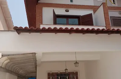 Casa com 3 quartos à venda na Rua Mandissununga, 416, Vila Inah, São Paulo