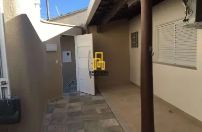 Casa para venda em uberlândia, brasil, 3 dormitórios, 1 suíte, 3 banheiros, 2 vagas