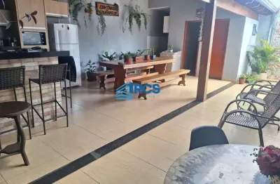 Casa para venda em uberlândia, luizote de freitas, 3 dormitórios, 1 suíte, 2 banheiros, 6 vagas