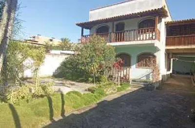 Casa com 4 dormitórios à venda, 188 m² por r$ 320.000,00 - vinhateiro - são pedro da aldeia/rj