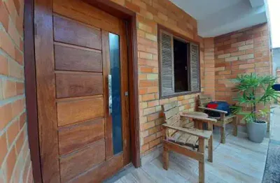 Apartamento com 2 dormitórios à venda, 54 m² por R$ 300.000,00 - Peró - Cabo Frio/RJ