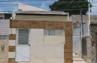 Ribeira-exc.loc -casa rua principal 02 qtos - reformada-n/tem garagem-r$ 110 mil - n/finan - n/troca