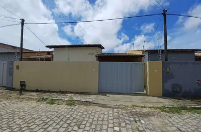 Parnamirim-casa em condomínio fechado- 03 quartos/sendo dois suítes. r$ 255 mil - financia