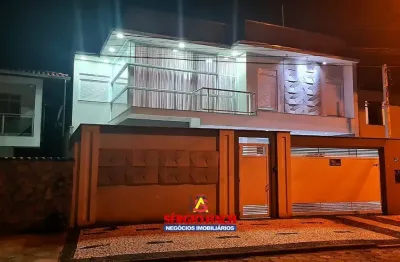Casa com 4 quartos à venda na Avenida Paranaguá, Centro, Matinhos