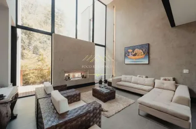 Casa em condomínio fechado com 3 quartos à venda na Rua Osvaldo Antônio Gava, 1, Condominio Ville de France, Itatiba por R$ 2.990.000