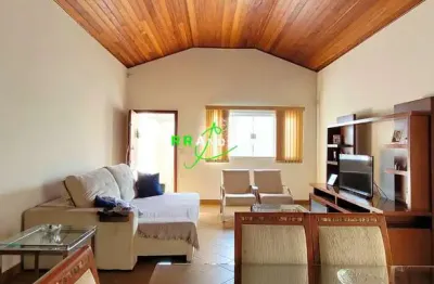 Casa com 3 quartos à venda no Jardim Santana, Franca 