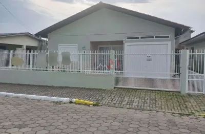 Ótima oportunidade casa  à venda em balneário arroio do silva 