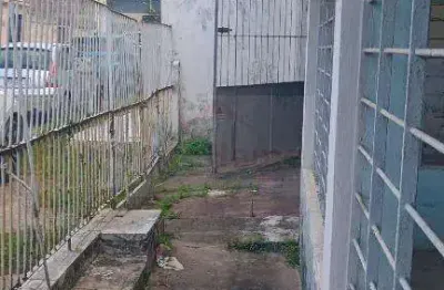 Casa com 2 quartos para alugar na Rua Claudino dos Santos, Afogados, Recife
