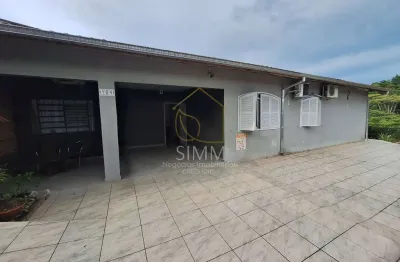 Casa com 3 quartos à venda na Rua Bernardo Stamm, 184, Floresta, Joinville