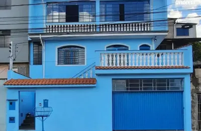 Casa à venda no bairro jardim bandeirantes em poços de caldas/mg