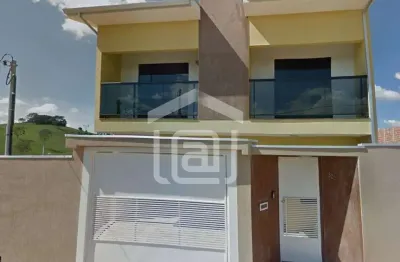 Casa à venda no bairro residencial rezende ii em bandeira do sul/mg