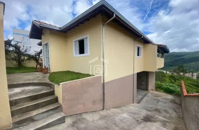 Casa com 3 quartos à venda na Rua Elis Regina, 60, Estância São José, Poços de Caldas