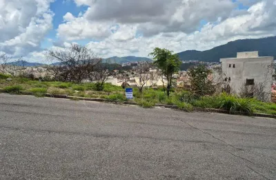 Terreno à venda no Jardim Bandeirantes, Poços de Caldas 
