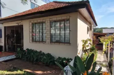 Casa com 5 quartos à venda na rua jaguari, 741, cristal, porto alegre, 130 m2 por r$ 520.000