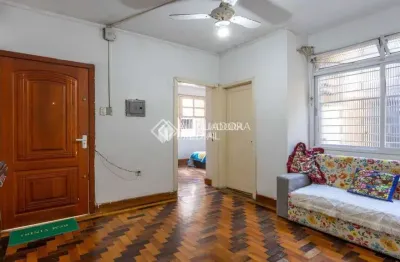 Apartamento com 2 quartos à venda na rua vinte e quatro de maio, 93, centro histórico, porto alegre, 39 m2 por r$ 230.000
