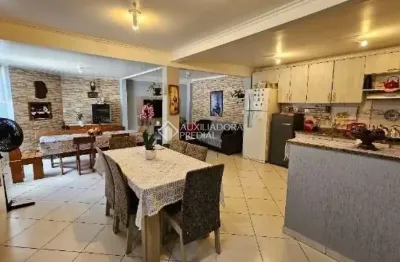 Casa com 3 quartos à venda na acesso nelson silva, 107, vila nova, porto alegre, 101 m2 por r$ 350.000