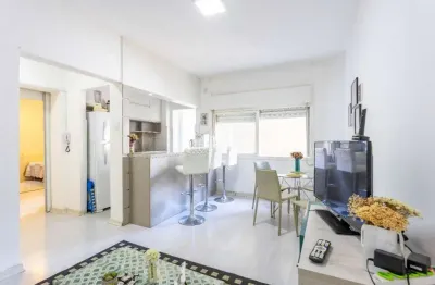Apartamento com 1 quarto à venda na Avenida Borges de Medeiros, 652, Centro Histórico, Porto Alegre, 46 m2 por R$ 235.000