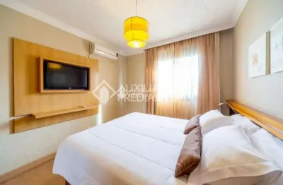 Apartamento com 1 quarto à venda na rua miguel tostes, 30, rio branco, porto alegre, 37 m2 por r$ 330.000