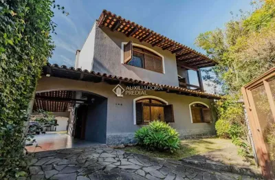 Casa com 3 quartos à venda na rua benjamim moresco, 135, ipanema, porto alegre, 356 m2 por r$ 1.170.000