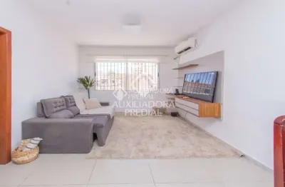 Apartamento com 2 quartos à venda na rua professor freitas e castro, 831, azenha, porto alegre, 73 m2 por r$ 290.000
