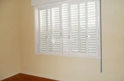 Apartamento com 2 quartos à venda na avenida getúlio vargas, 545, menino deus, porto alegre, 57 m2 por r$ 295.000