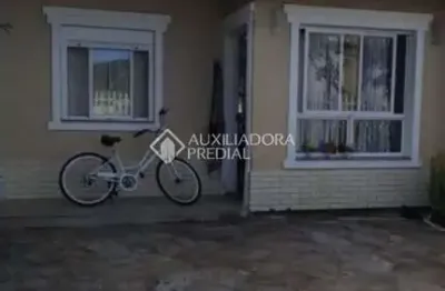 Casa em condomínio fechado com 2 quartos à venda na rua embira, 170, hípica, porto alegre, 52 m2 por r$ 290.000