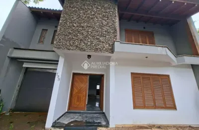 Casa com 4 quartos à venda na rua capitão pedro werlang, 795, partenon, porto alegre, 326 m2 por r$ 990.000
