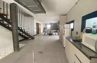 Casa em condomínio fechado com 4 quartos à venda na rua luiz voelcker, 522, três figueiras, porto alegre, 220 m2 por r$ 2.554.500