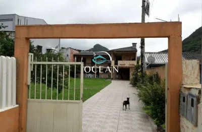 Casa com 3 quartos à venda na Rua Projetada 11, 5432, Tabuleiro, Matinhos