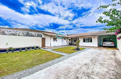 Casa com 2 quartos à venda na Rua Maria De Lourdes Kossatz, 470, Praia de Leste, Pontal do Paraná