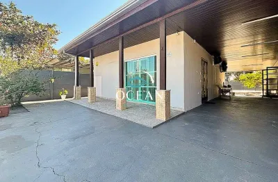 Casa com 3 quartos à venda na Praça de Embarque, 64, Grajaú, Pontal do Paraná