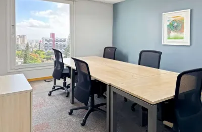 Reserve espaço de escritório aberto para empresas de todos os tamanhos em regus porto alegre, carlos gomes 222