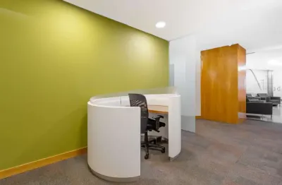 Espaço de coworking para alugar em regus brasilia, corporate financial center – asa norte