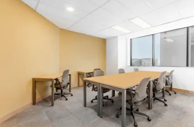 Acesso completo a um espaço de escritório profissional para 3 pessoas no brasilia, corporate financial center – asa norte