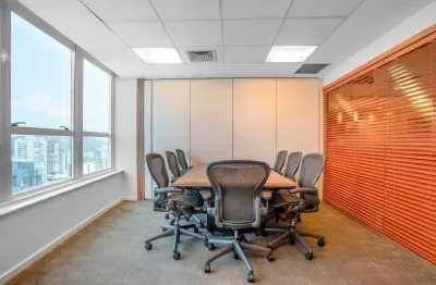 Reserve espaço de escritório aberto para empresas de todos os tamanhos em regus vitoria, work center corporate