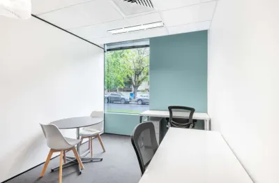 Escritório para alugar para 3 pessoas em regus vitoria, work center corporate