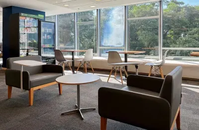 Assinaturas flexíveis de coworking em regus edifício manchete