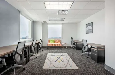 Reserve espaço de escritório aberto para empresas de todos os tamanhos em regus torre rio sul