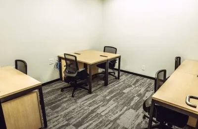 Escritório para alugar para 5 pessoas em regus uberlandia - center shopping