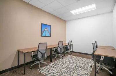 Espaço de coworking para alugar em regus porto alegre, três figueiras