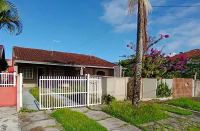 Casa com 2 quartos à venda na Avenida Paranaguá, 922, Balneário Ipacaraí, Matinhos, 90 m2 por R$ 490.000