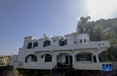 Ponto comercial à venda na avenida general agostinho pereira filho, 300, prainha, guaratuba, 750 m2 por r$ 15.000.000