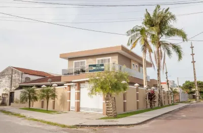 Casa com 4 quartos à venda no Bom Retiro, Matinhos , 270 m2 por R$ 1.550.000