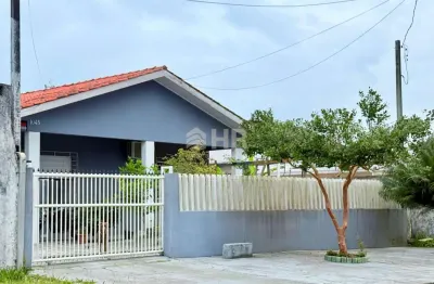 Casa com 5 quartos à venda na Avenida Mandaguari, 1043, Riviera, Matinhos, 219 m2 por R$ 1.700.000