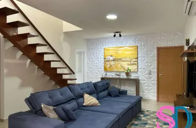 Linda cobertura duplex, com vista espetacular na praia das toninhas