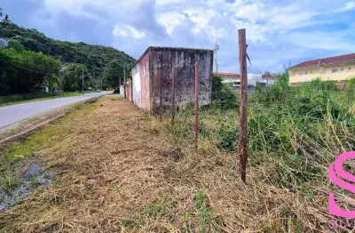 Excelente área para investidores, com projeto aprovado para construção, no bairro da maranduba.