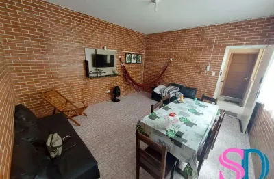 Apartamento dois dormitórios, localizado no centro de ubatuba - sp
