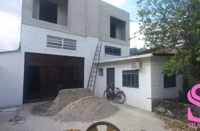 Oportunidade! imóvel comercial de locação para qualquer tipo de atividade no ipiranguinha- ubatuba/sp