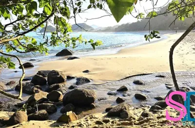 Casa com 2 dormitórios, para locação definitiva, na praia vermelha do norte, ubatuba - sp.